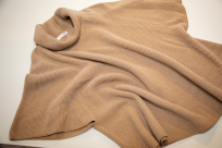 beiger Damen Poncho mit Raglanärmel