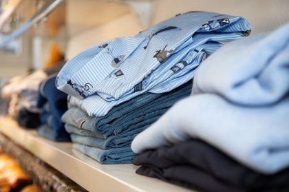 Mode-Trendfarbe blau